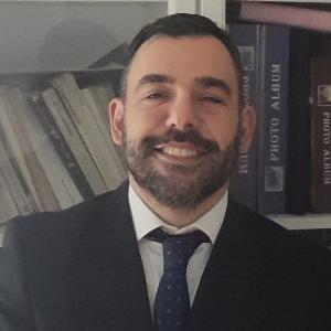 Avvocato Lorenzo De Carolis a Pescara