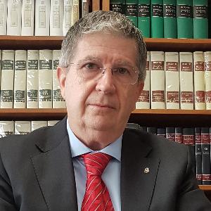 Avvocato Ugo Lenzi a Bologna