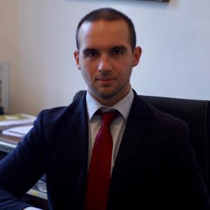 Avvocato Luca Carrescia a Ancona