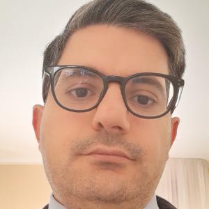 Avvocato Luigi Macrillo' a Isola di Capo Rizzuto